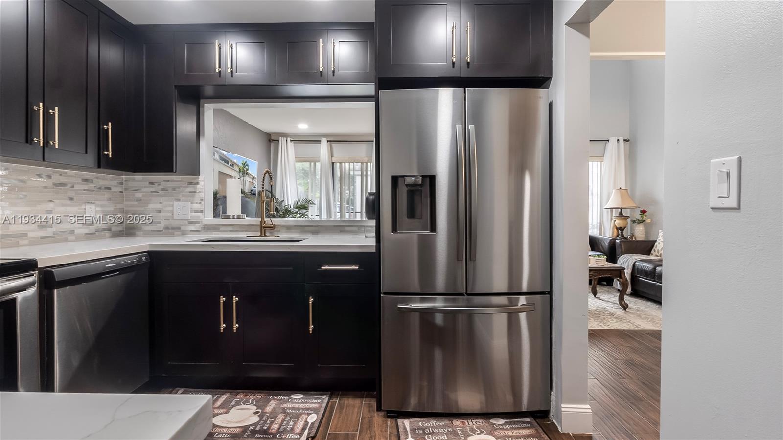 COLONIAL LAKES VILLAS - Residential