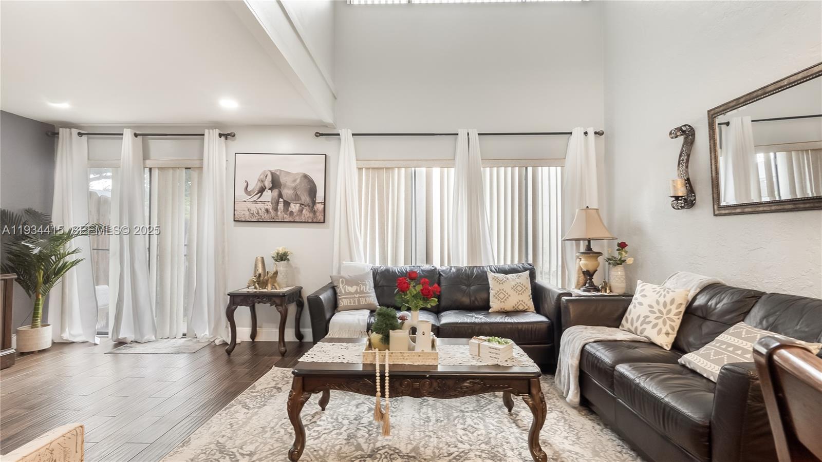 COLONIAL LAKES VILLAS - Residential