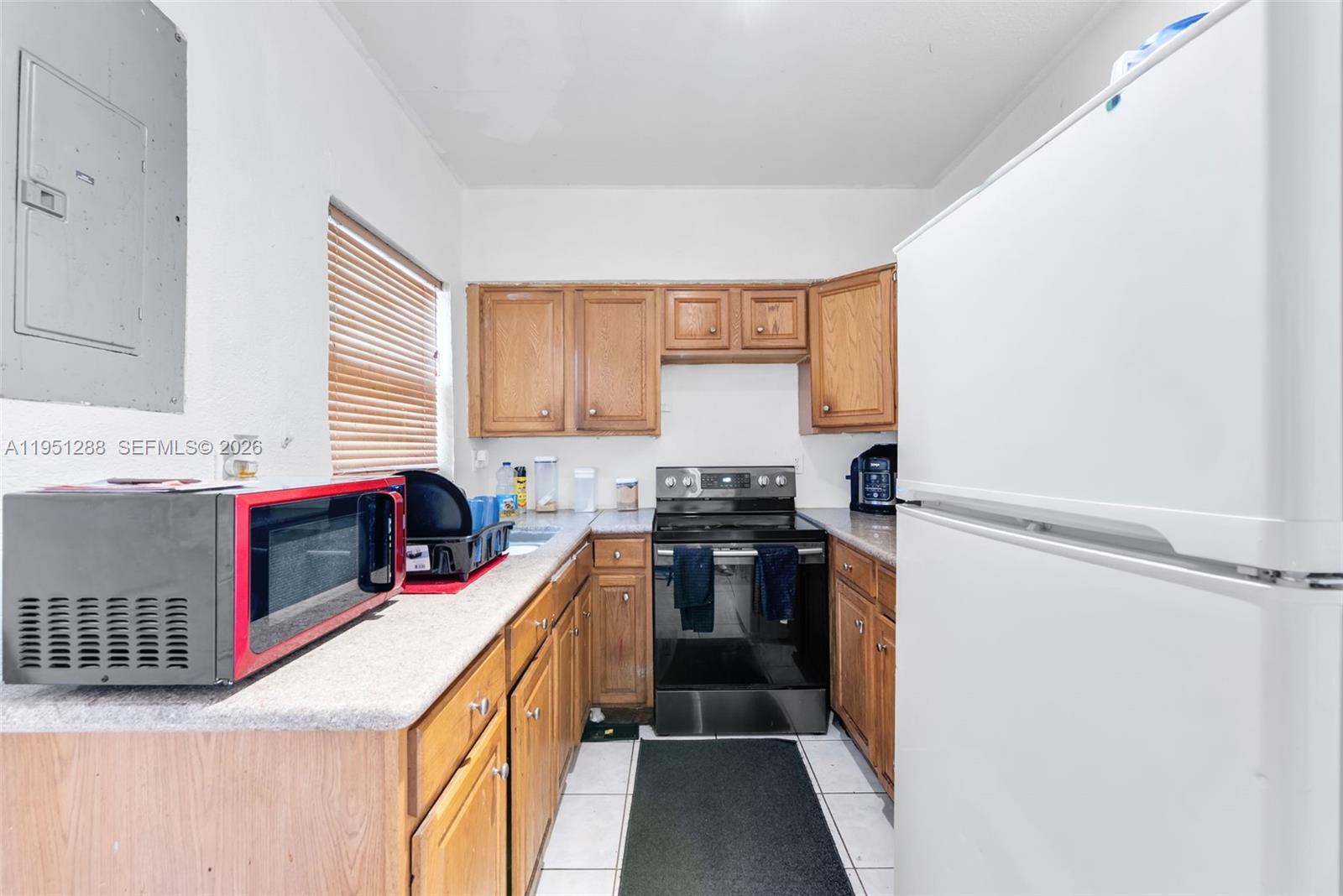 INGLEWOOD GARDENS - Residential