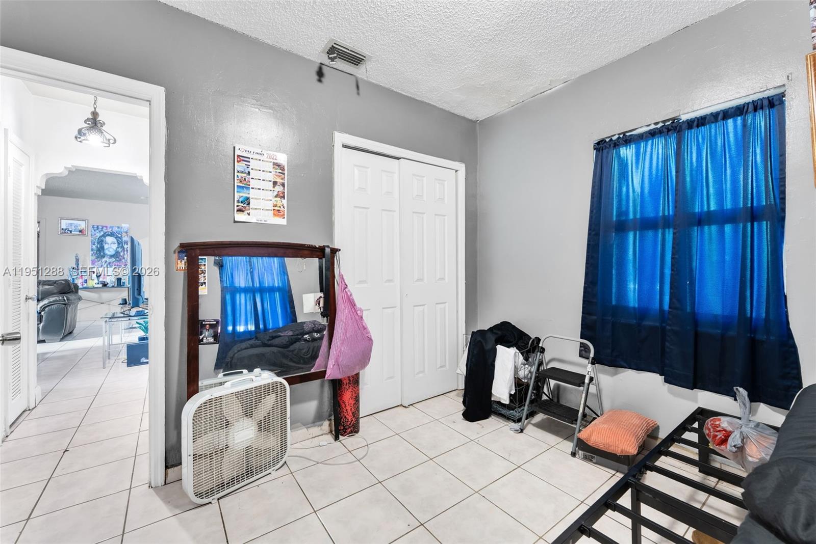 INGLEWOOD GARDENS - Residential