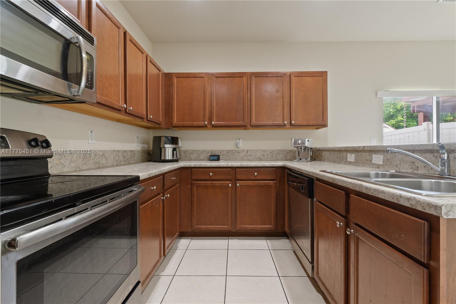 BELLAGIO VILLAS - Residential