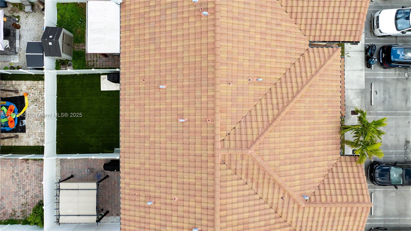 BELLAGIO VILLAS - Residential