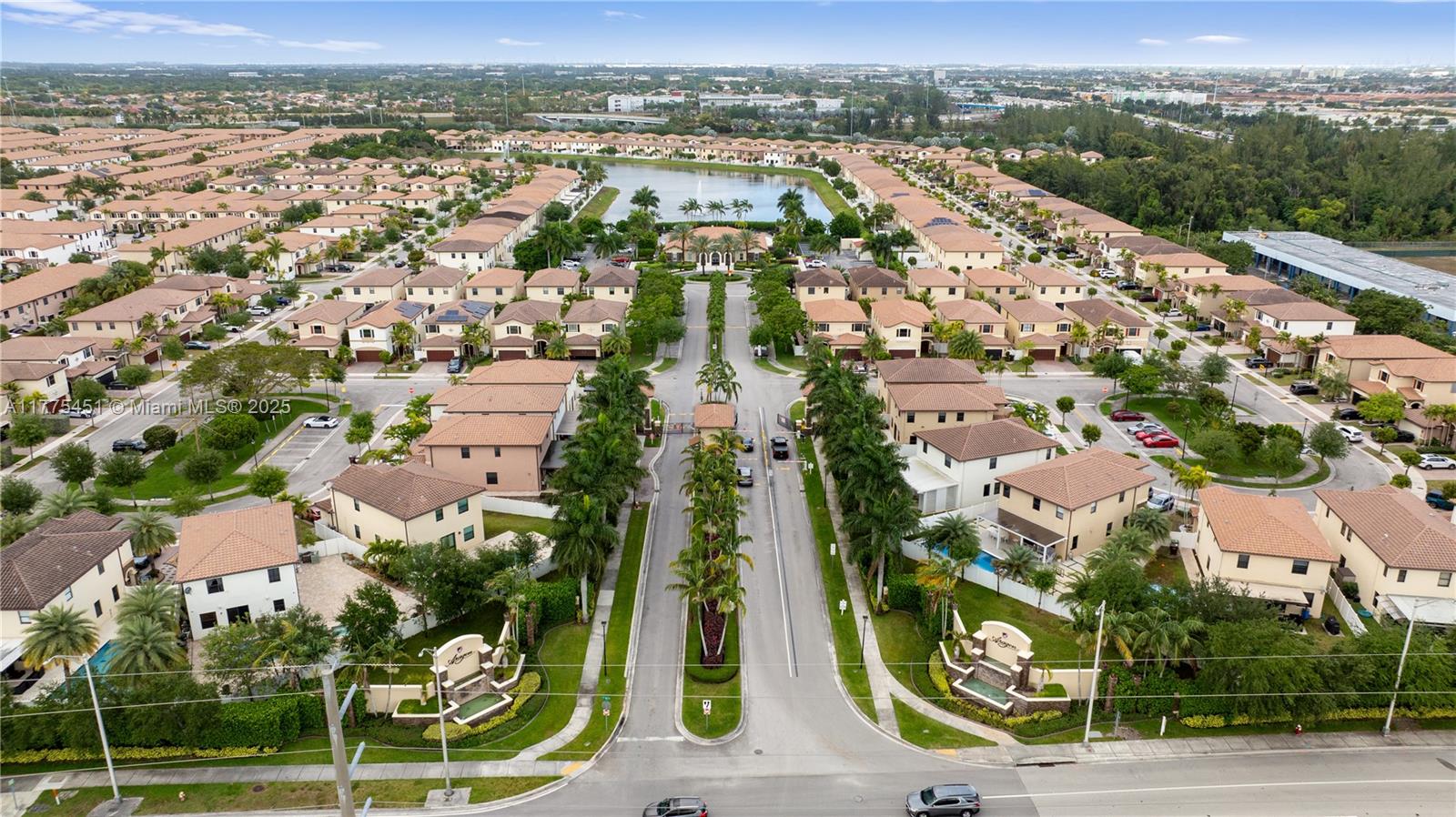 BELLAGIO VILLAS - Residential