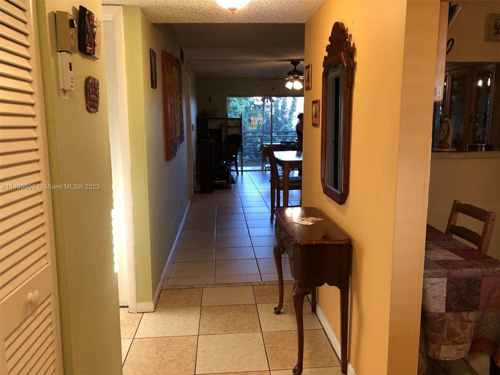 APPLEGREEN CONDO APTS 4 - Residential Lease