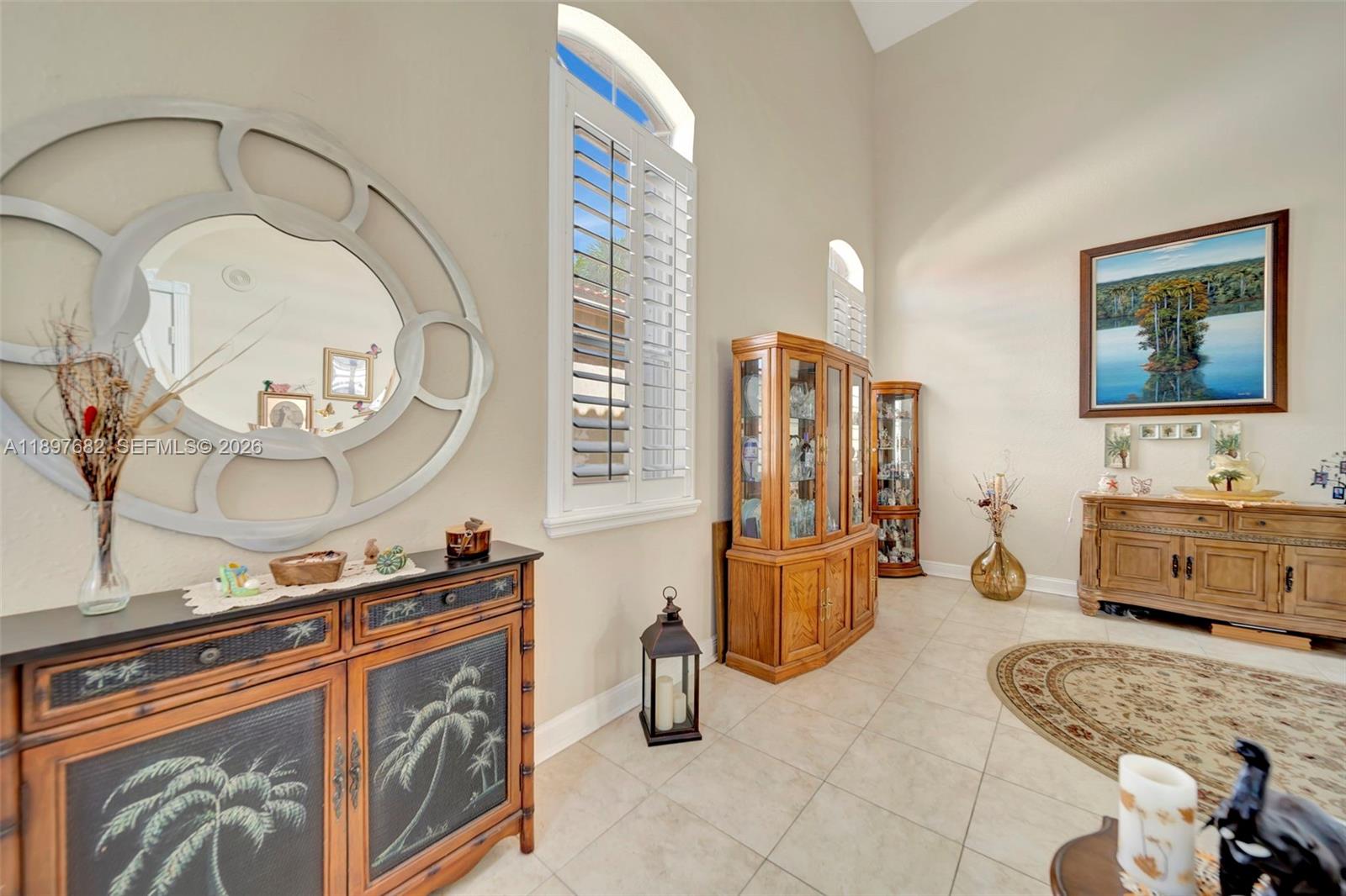 HOLLYWOOD LAKES COUNTRY C - Residential