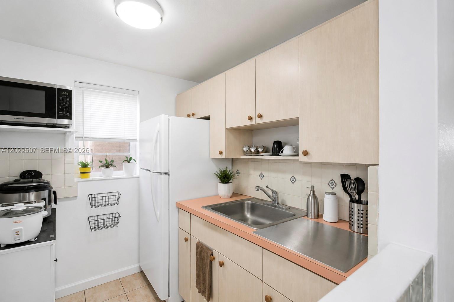 CASTLE APTS CONDO - Residential