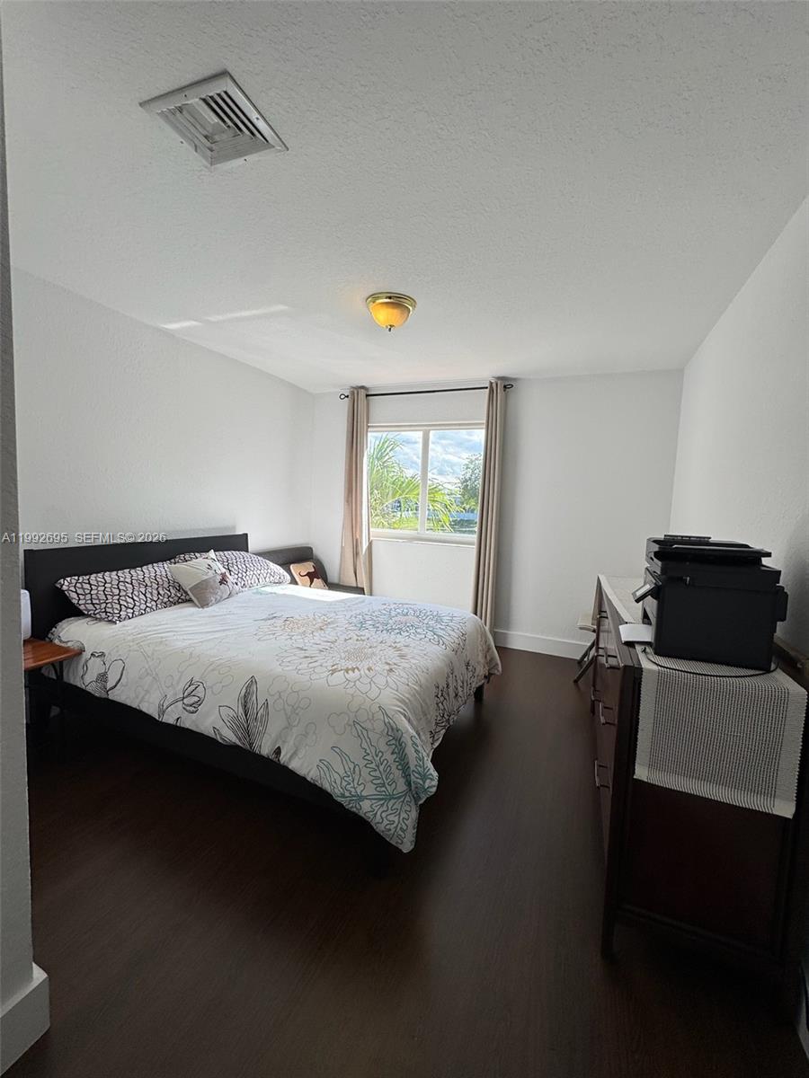 THE RESERVE AT DORAL - Residential