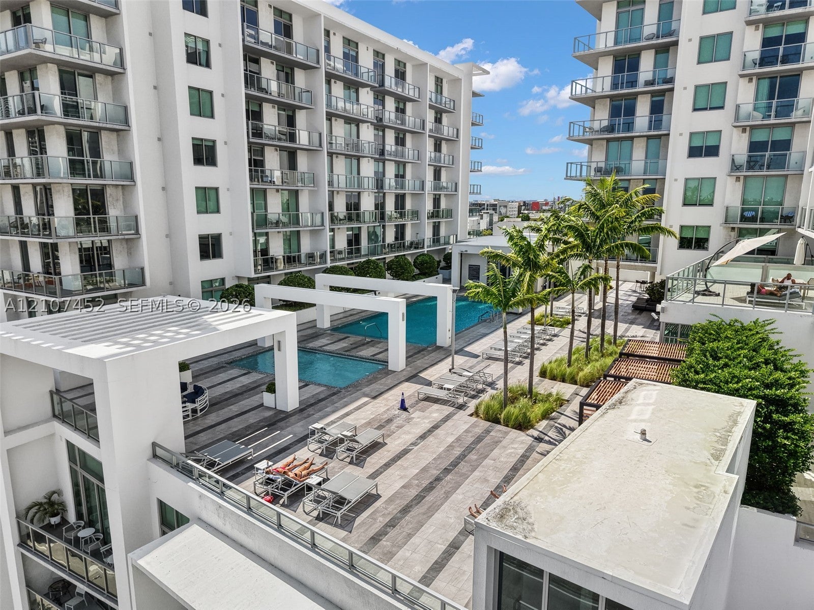 3900 Biscayne Blvd S-320