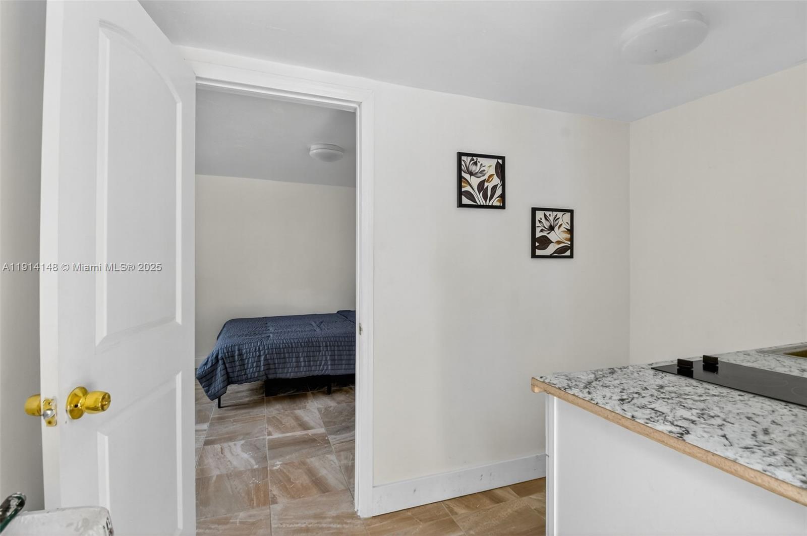 IRONS MANOR 5TH ADDN - Residential