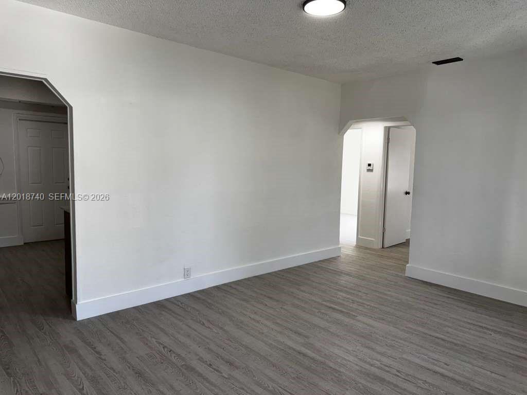 MIAMI GARDENS ESTATES SEC - Residential