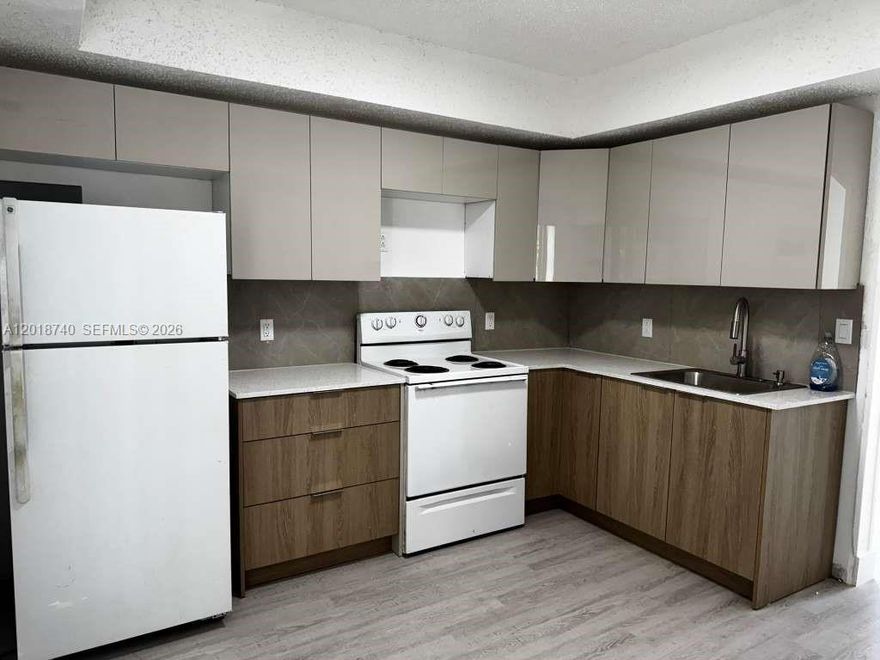 Beautifully updated and move-in ready! 33 Allen offers a thoughtfully designed layout with modern finishes, bright living spaces, and excellent functionality. Whether you're looking for a primary residence, vacation home, or investment property, this home checks all the boxes. Ideally located near top conveniences, dining, and major access points.
