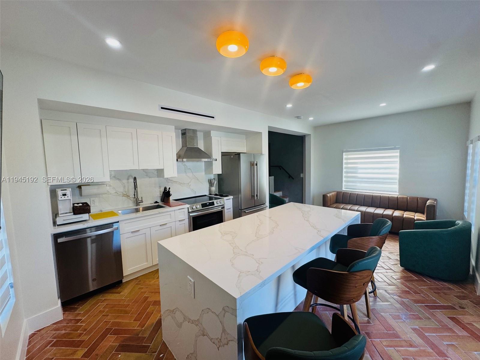 1ST WESTMORELAND ADDN - Residential Income