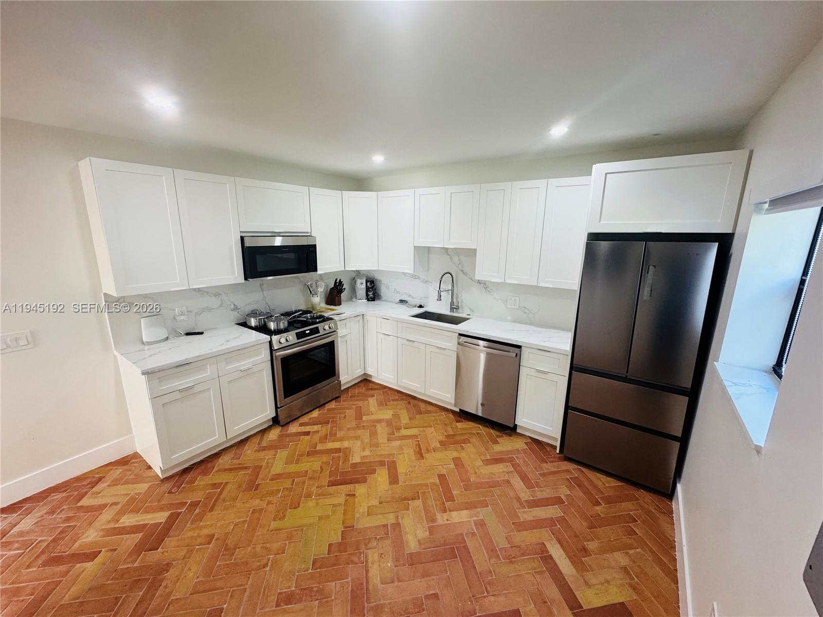 1ST WESTMORELAND ADDN - Residential Income