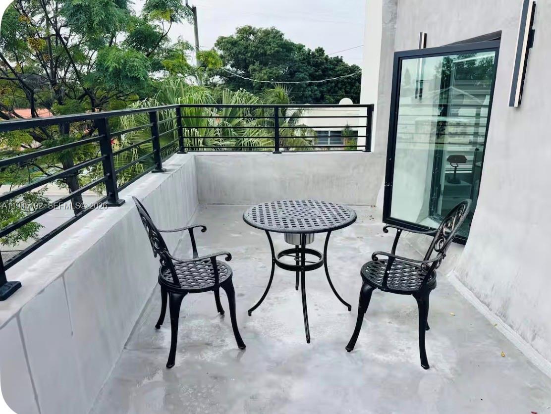 1ST WESTMORELAND ADDN - Residential Income