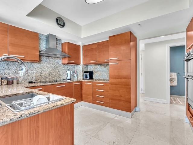 DIPLOMAT OCEANFRONT RESID - Residential Lease