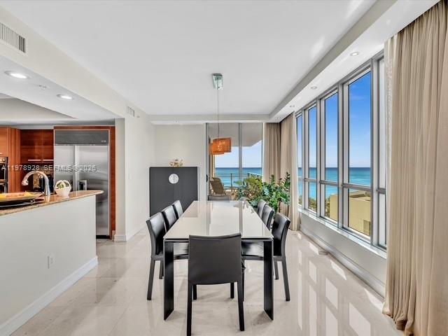 DIPLOMAT OCEANFRONT RESID - Residential Lease