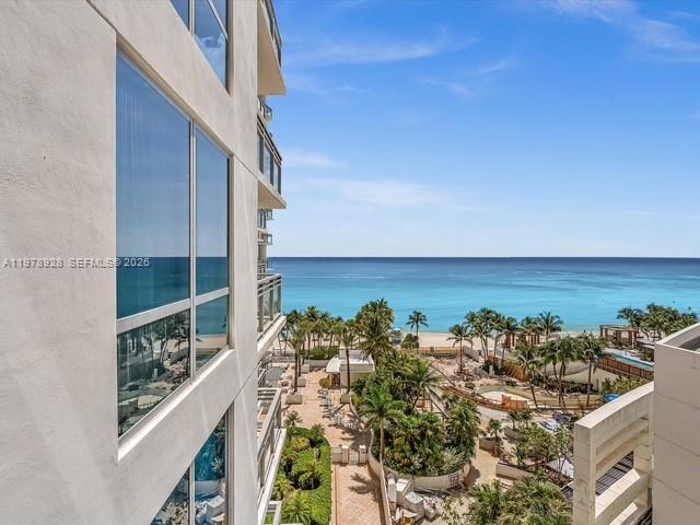 DIPLOMAT OCEANFRONT RESID - Residential Lease