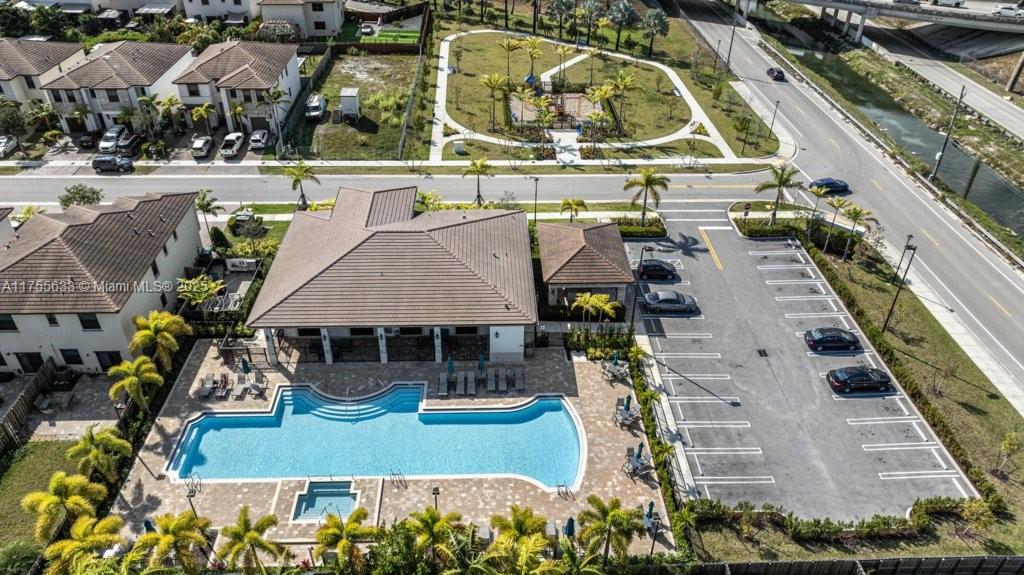 S ALLAPATTAH GARDENS - Residential