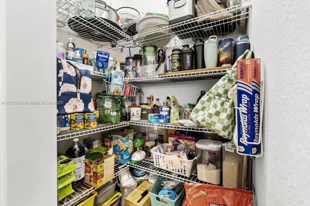 S ALLAPATTAH GARDENS - Residential