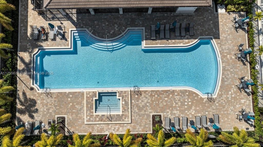 S ALLAPATTAH GARDENS - Residential