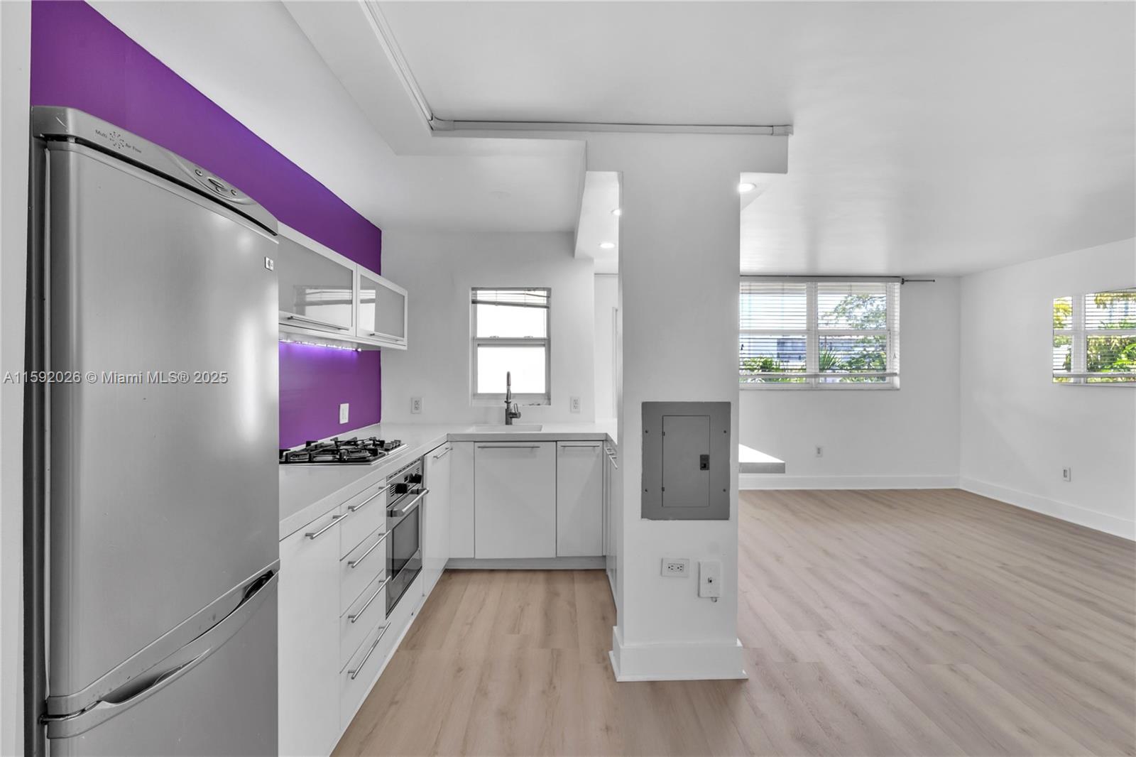 301 Jefferson Ave 4B