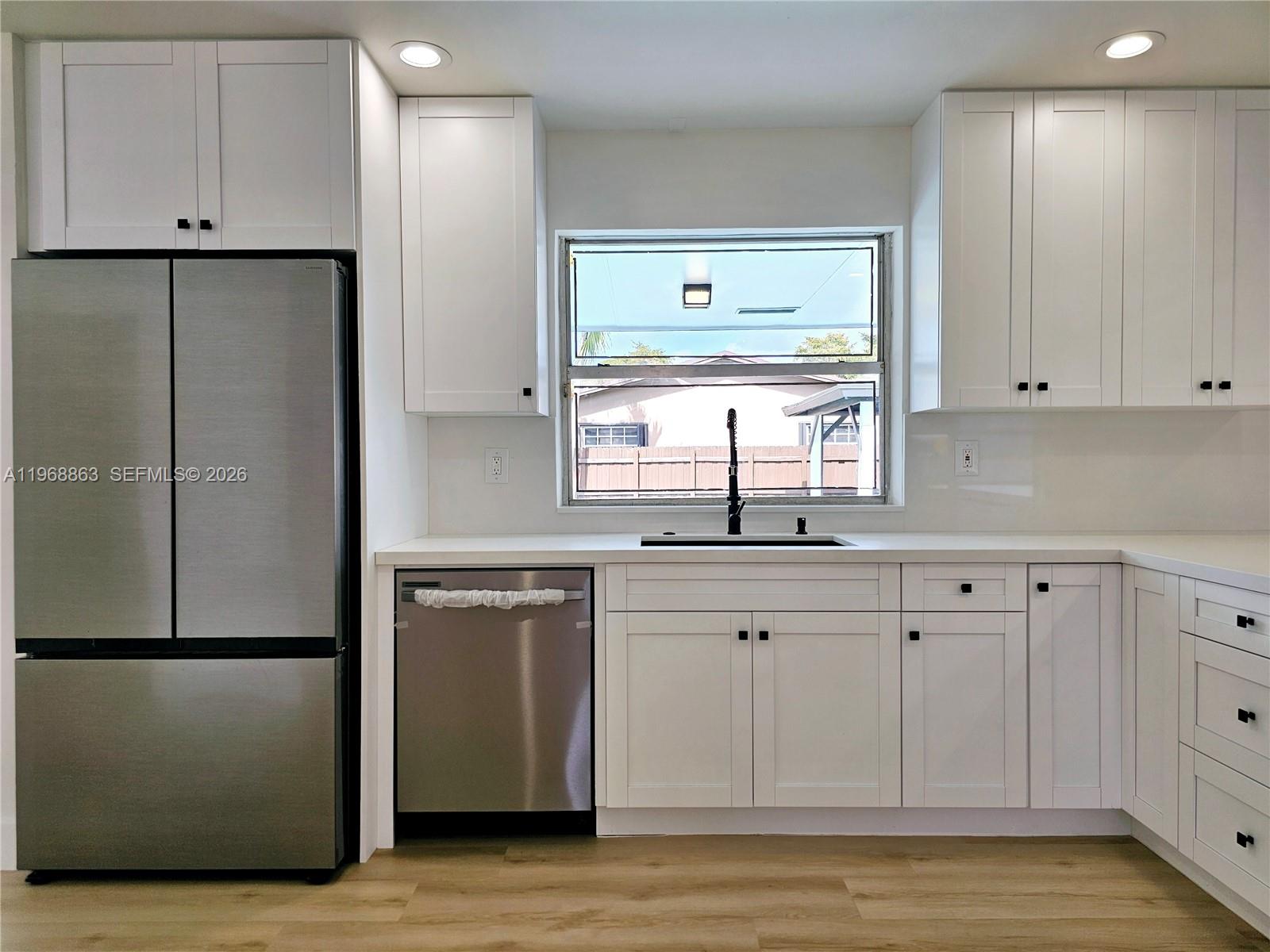 PEMBROKE LAKES SEC 2 - Residential