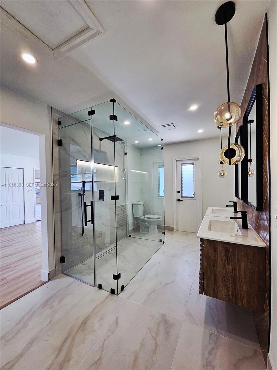 PEMBROKE LAKES SEC 2 - Residential