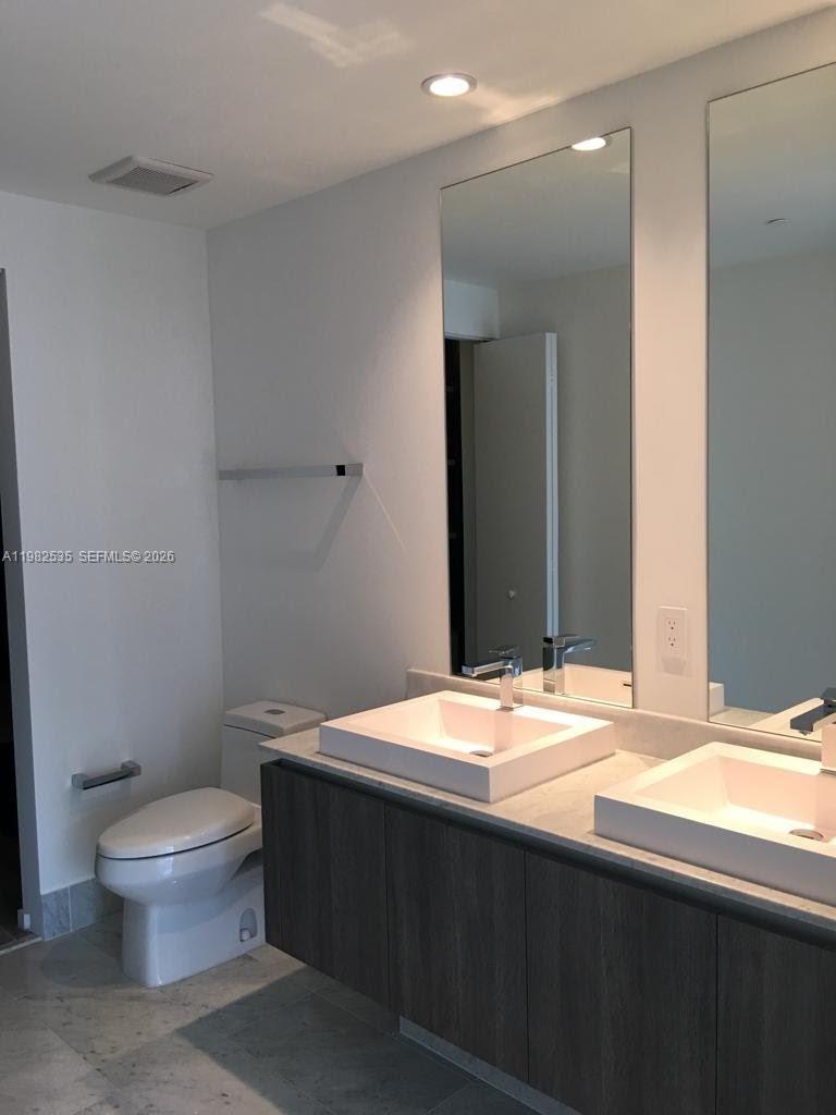 SLS LUXE BRICKELL - Residential Lease