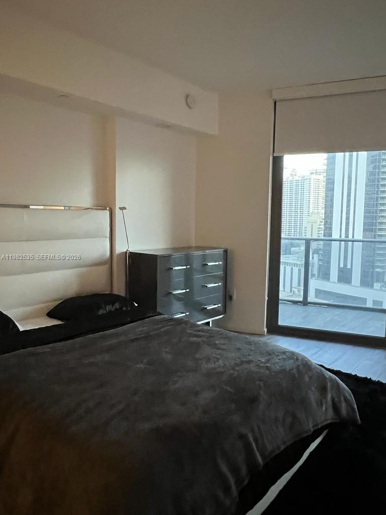 SLS LUXE BRICKELL - Residential Lease