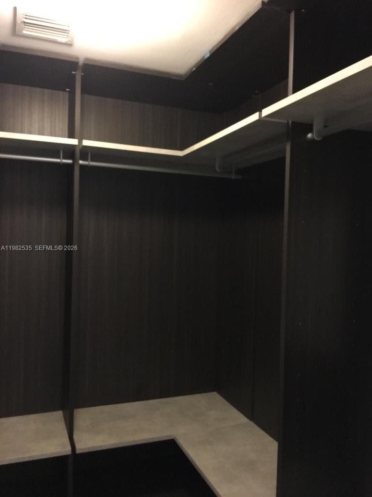 SLS LUXE BRICKELL - Residential Lease