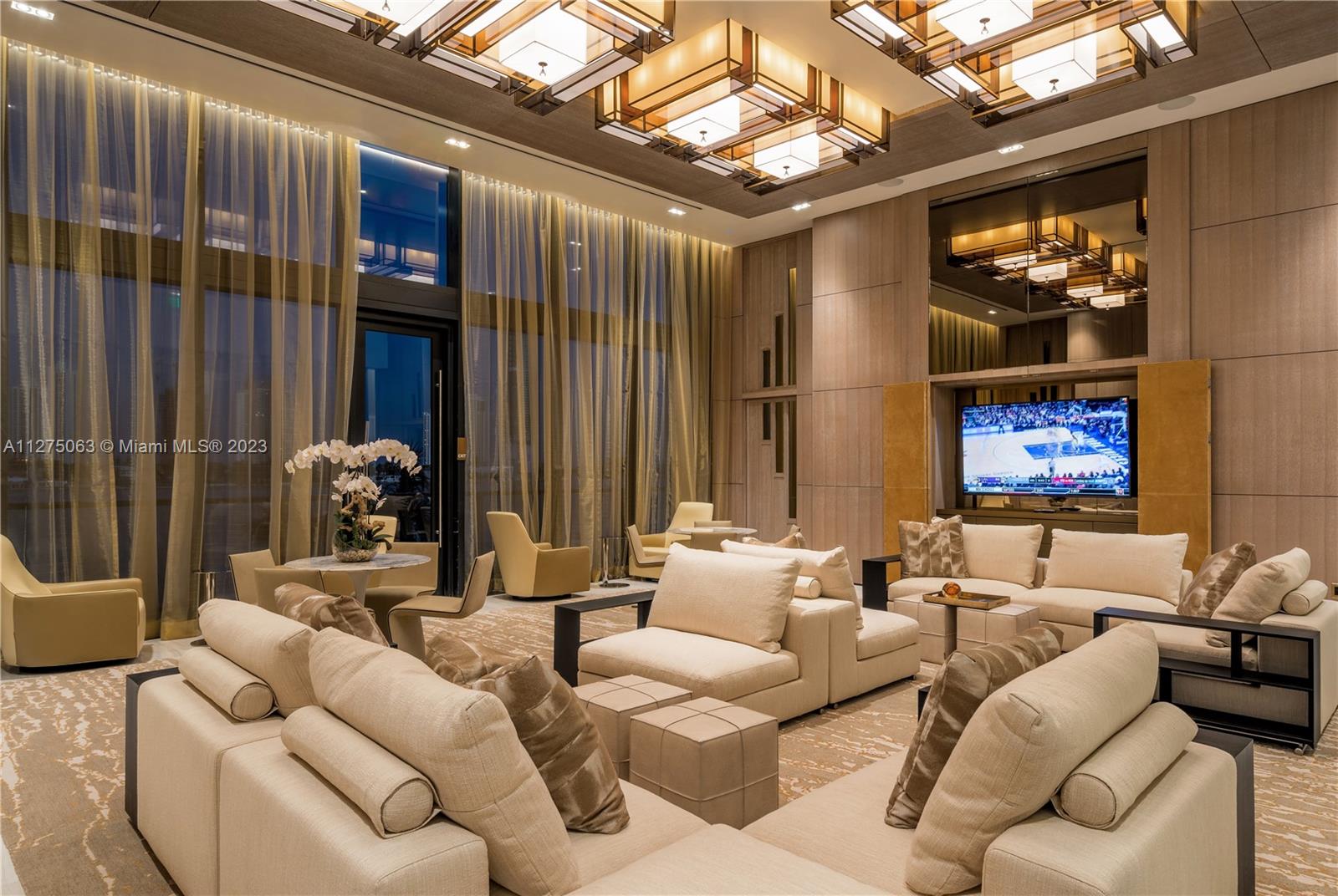 PRIVE SOUTH TOWER - Residential