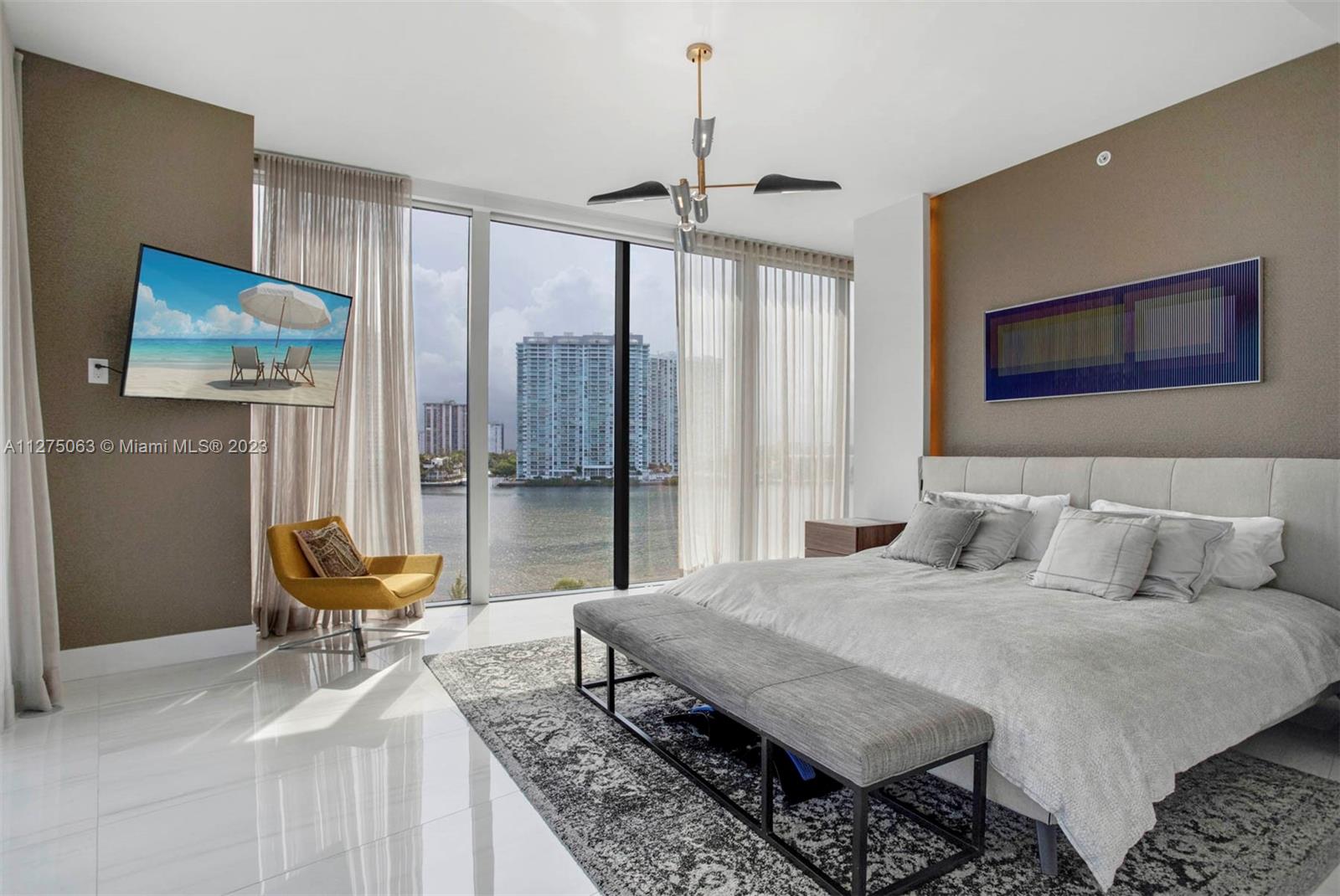 PRIVE SOUTH TOWER - Residential