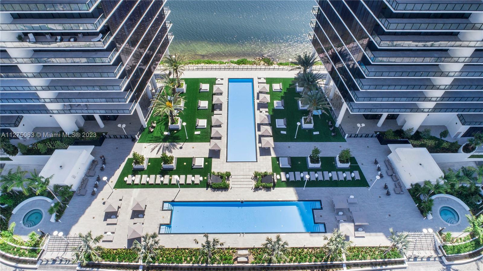 PRIVE SOUTH TOWER - Residential