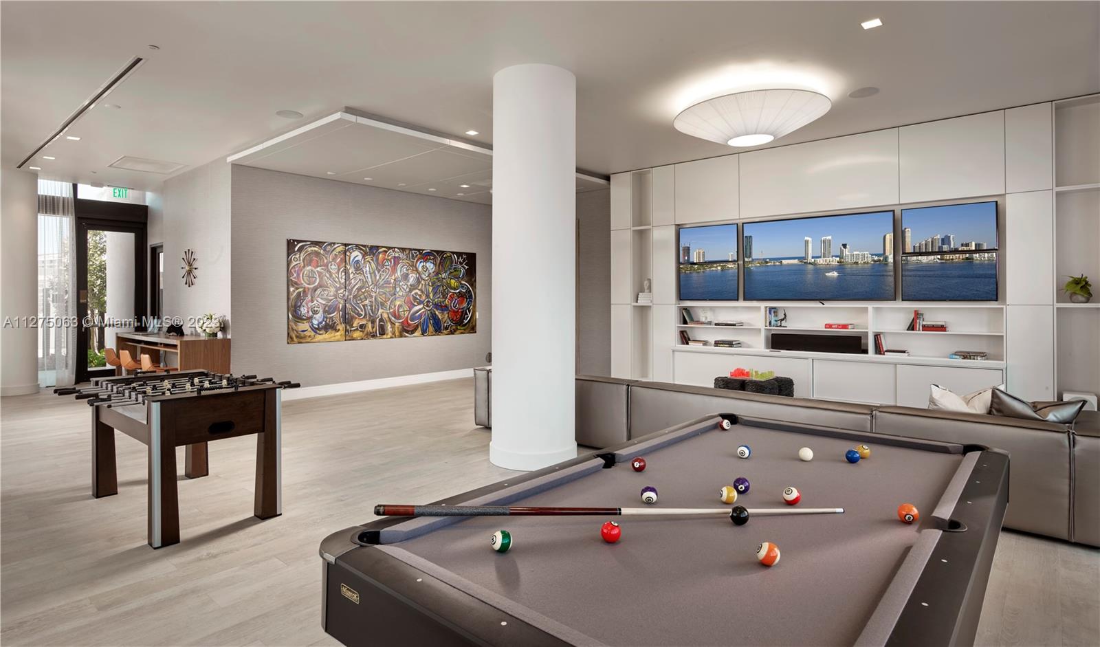 PRIVE SOUTH TOWER - Residential