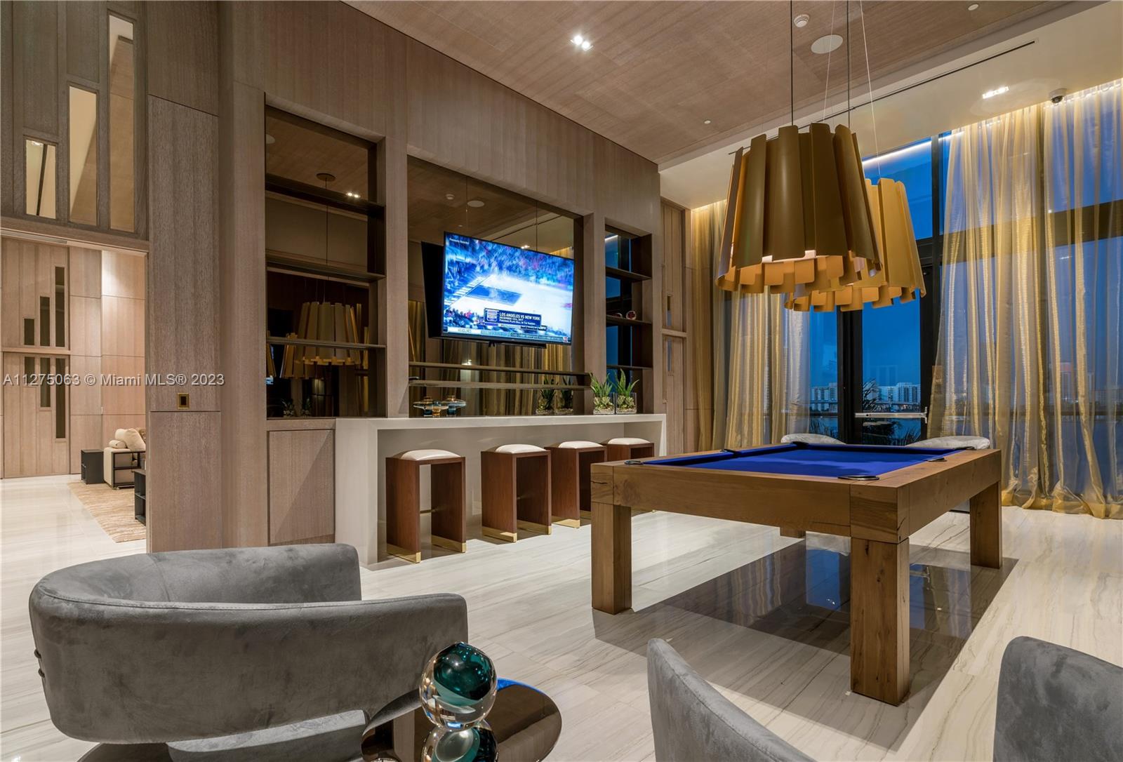 PRIVE SOUTH TOWER - Residential