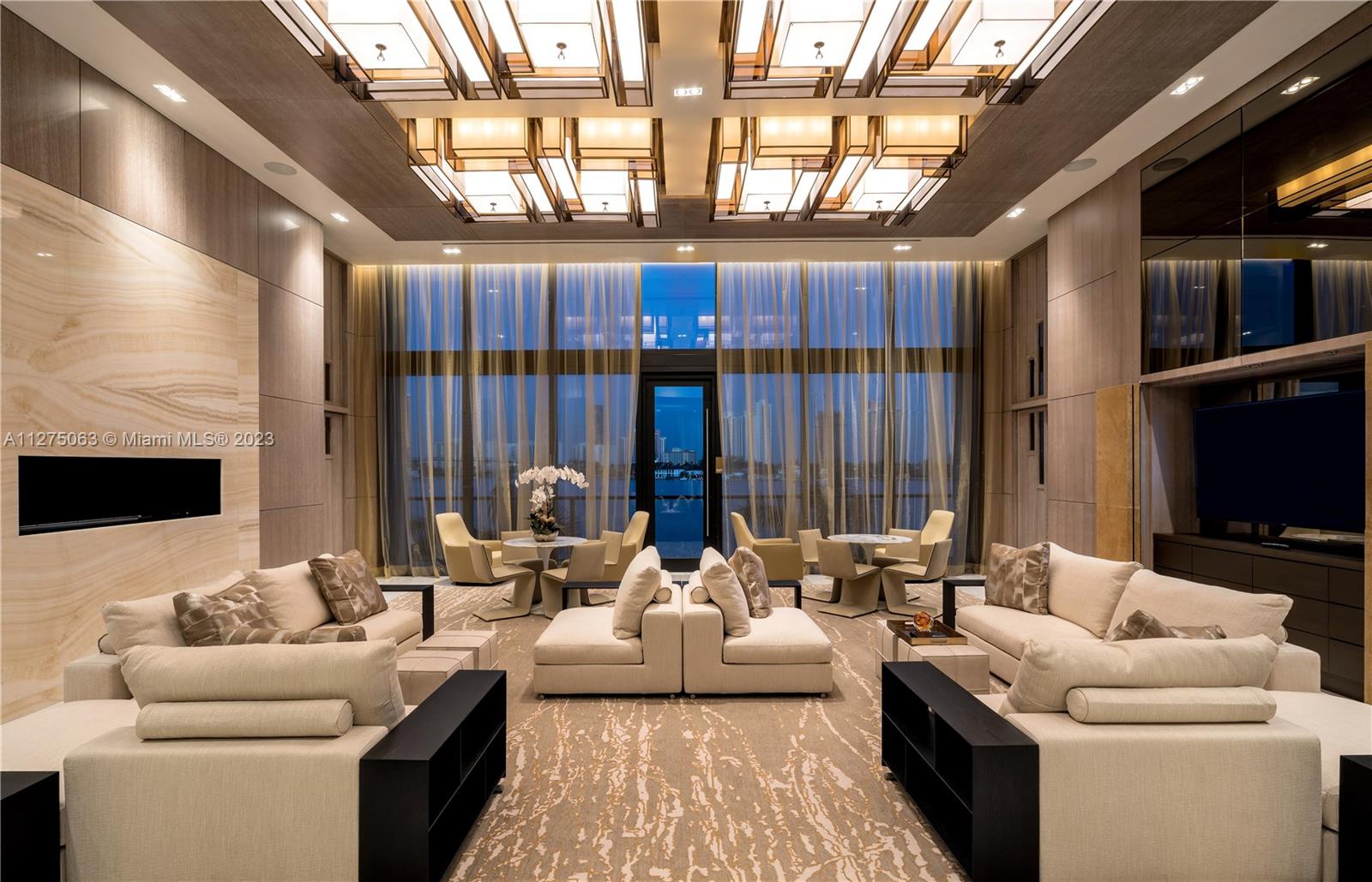 PRIVE SOUTH TOWER - Residential