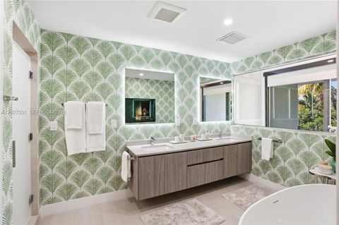 Tiny photo for 4354 Alton Rd, Miami Beach, FL 33140 (MLS # A12027331)