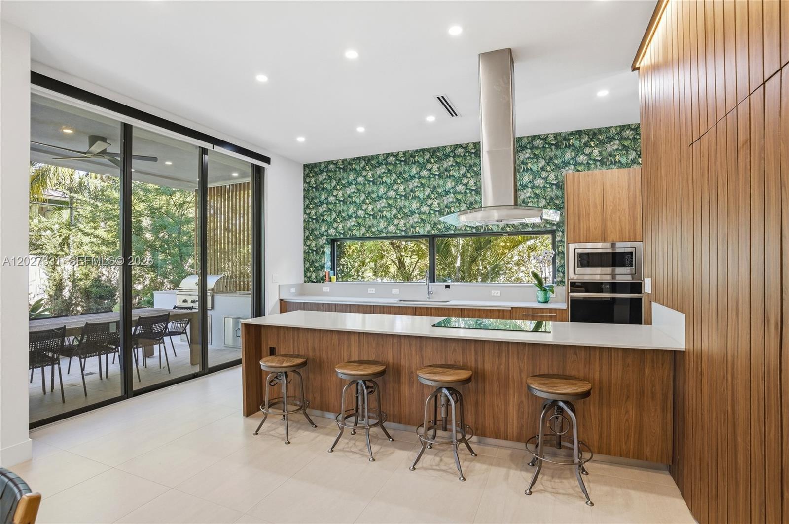 View photos, virtual tours, details... 4354 Alton Rd