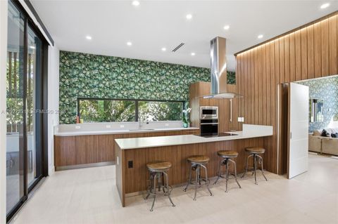 Tiny photo for 4354 Alton Rd, Miami Beach, FL 33140 (MLS # A12027331)