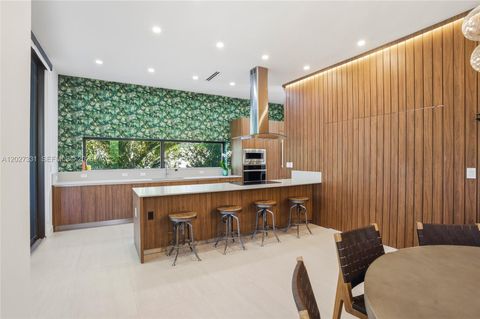 Tiny photo for 4354 Alton Rd, Miami Beach, FL 33140 (MLS # A12027331)