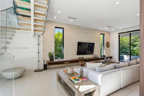 Tiny photo for 4354 Alton Rd, Miami Beach, FL 33140 (MLS # A12027331)
