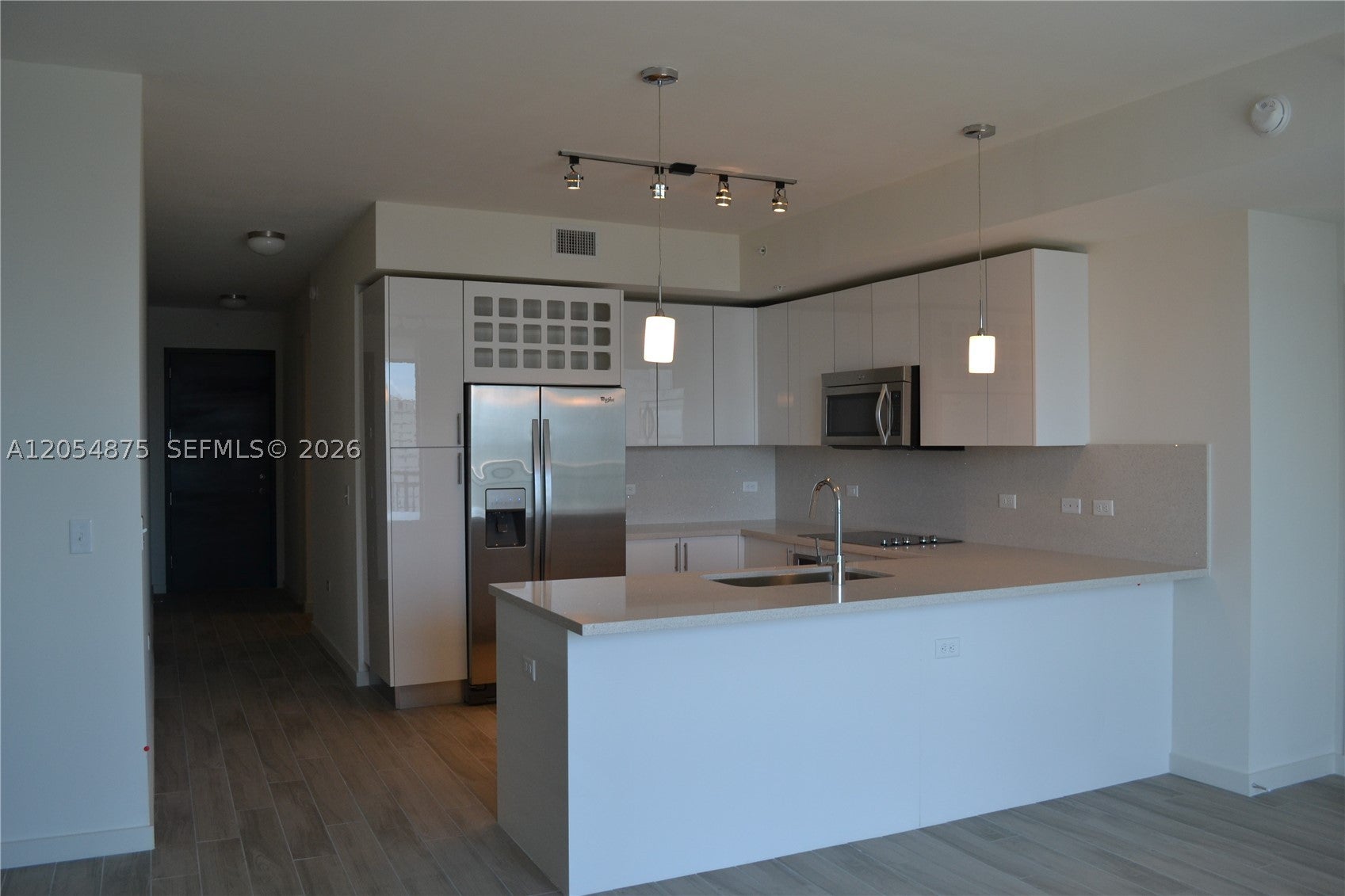 999 SW 1st Ave 3302