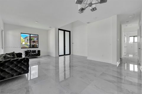 Single Family Residence in Miami FL 14474 16 St St 20.jpg