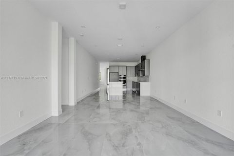 Single Family Residence in Miami FL 14474 16 St St 44.jpg