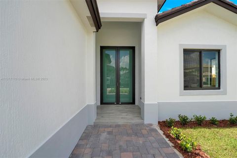 Single Family Residence in Miami FL 14474 16 St St 4.jpg