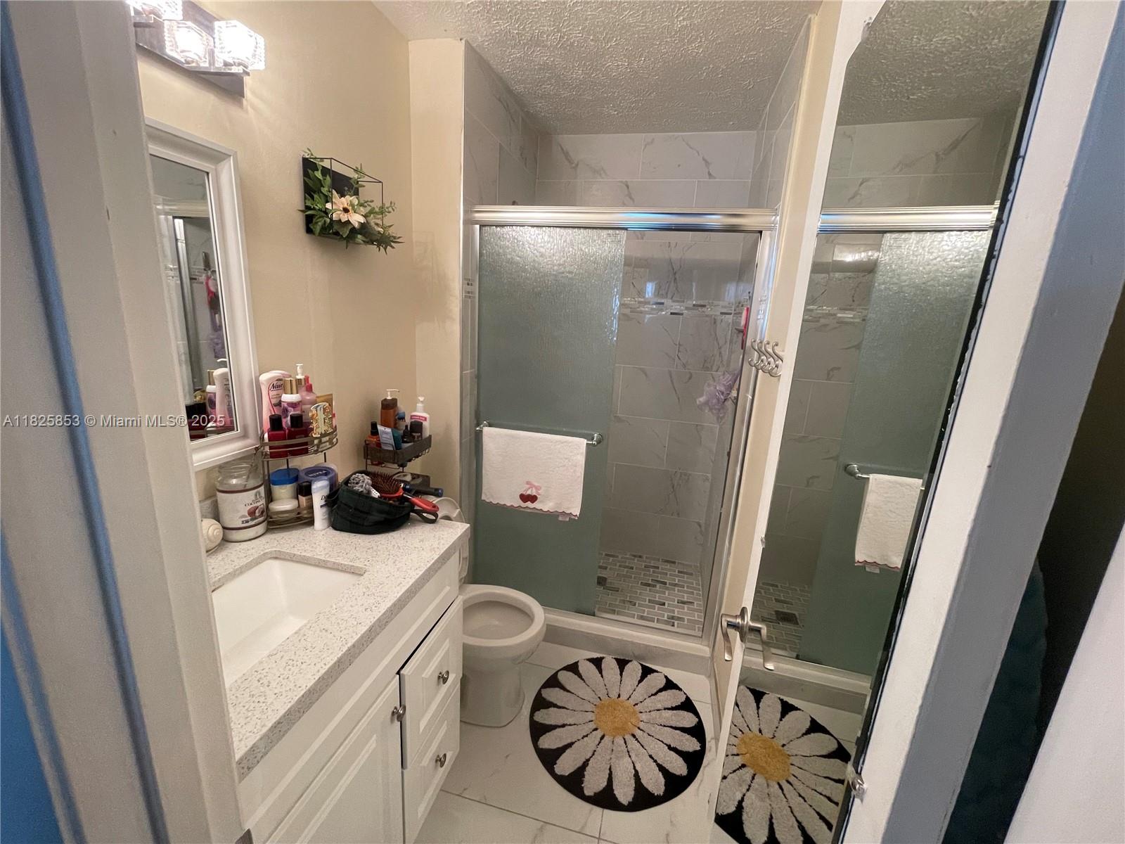 1716 SW Cordova St, Port St. Lucie, FL, 34987/$395,000 4 1716 SW Cordova St