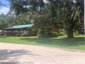 AVON PARK LAKES - Land