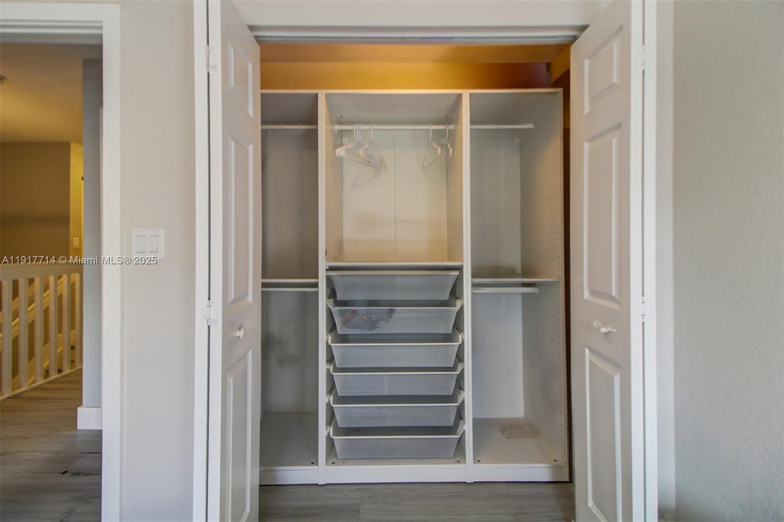 THE COURTS AT BAYSHORE I - Residential