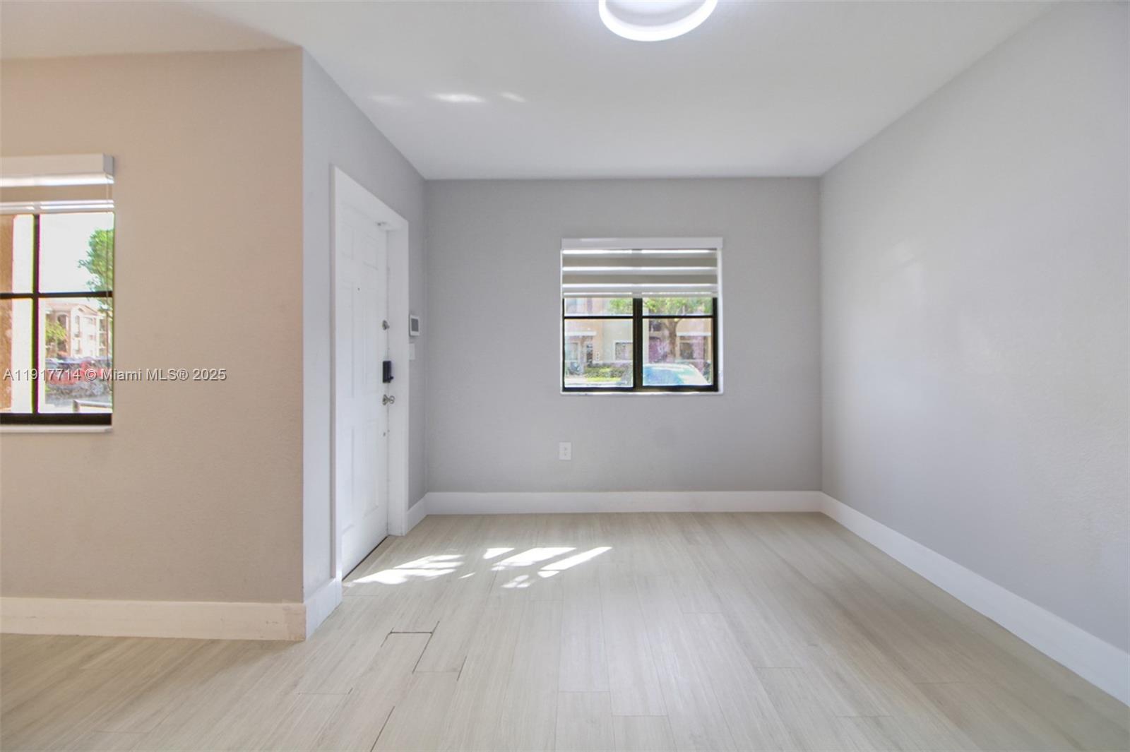 THE COURTS AT BAYSHORE I - Residential