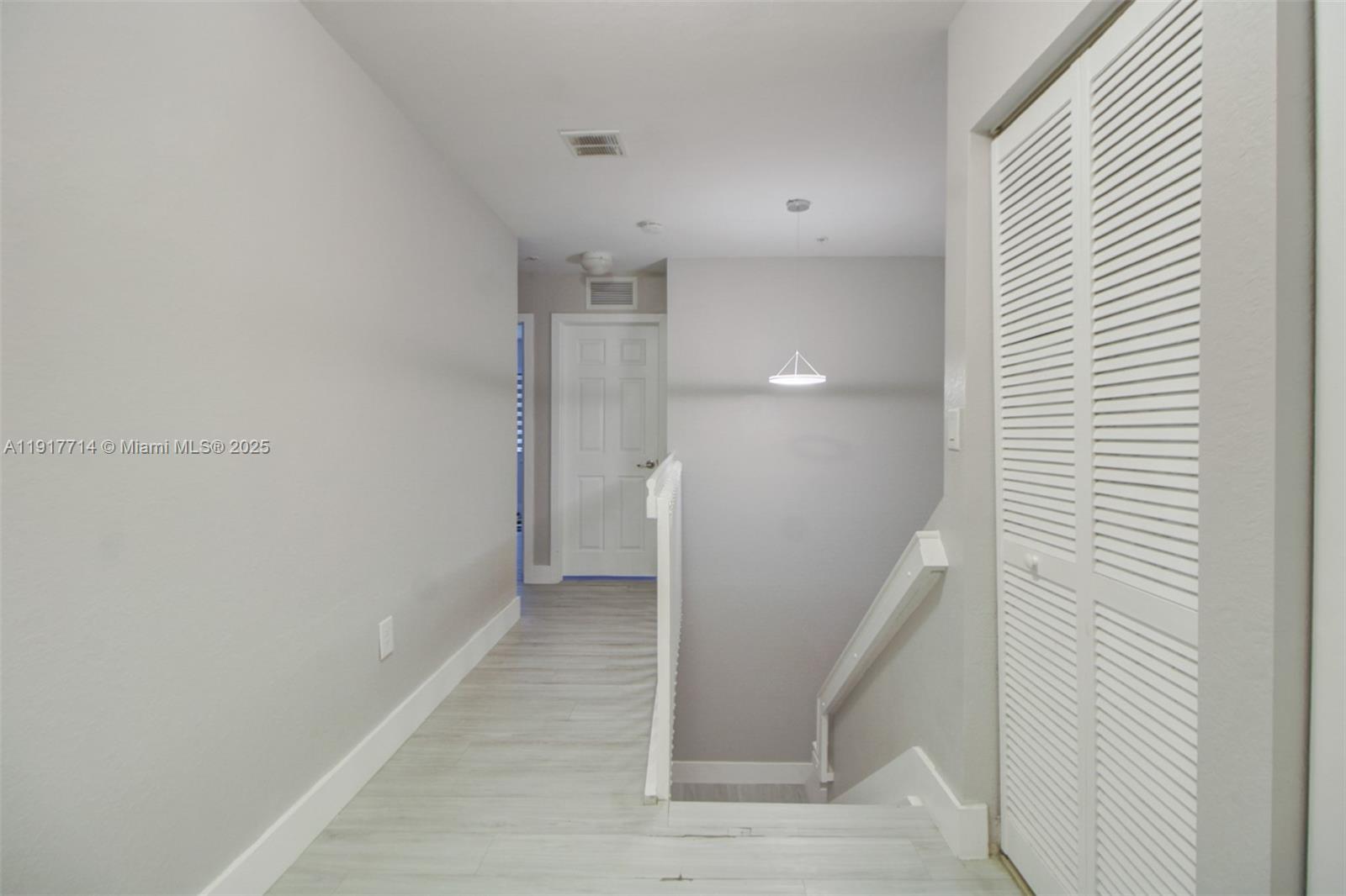 THE COURTS AT BAYSHORE I - Residential